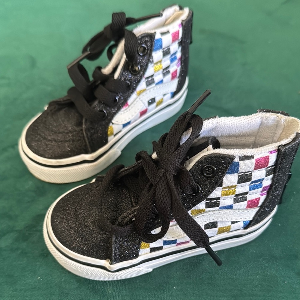 Vans Kids High-Top Sneakers - Black and Multicolor